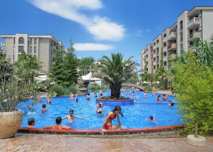 La Dahlia - Cascadas Family * 阳光海滩